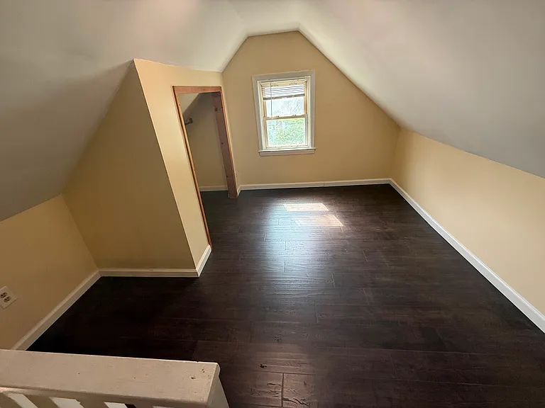 237 New Durham Rd — Photo 12