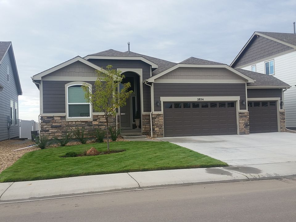 Three Car Ranch Style