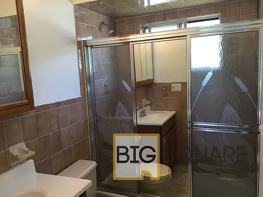 Rented by Big Square Realty LLC | media 6