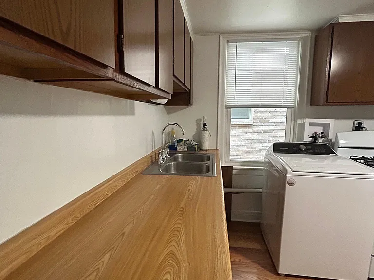 2813 S Lowe Ave #2 — Photo 1