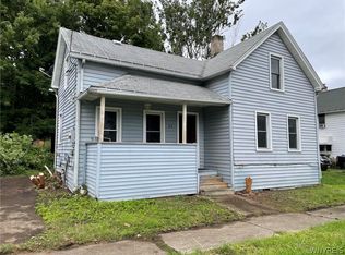 23 Leming St, Dunkirk, NY 14048
