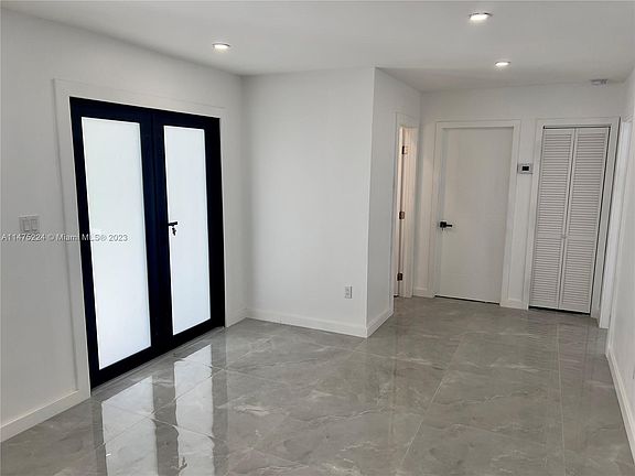 5th image of 50 NW 31st Ave
