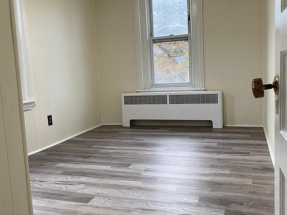 5th image of 900 N Dupont St #1