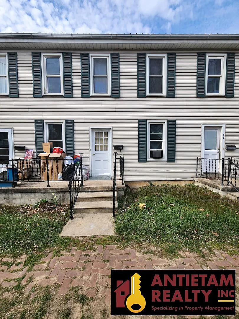 25 Oregon Street, Mercersburg, PA — Photo 1