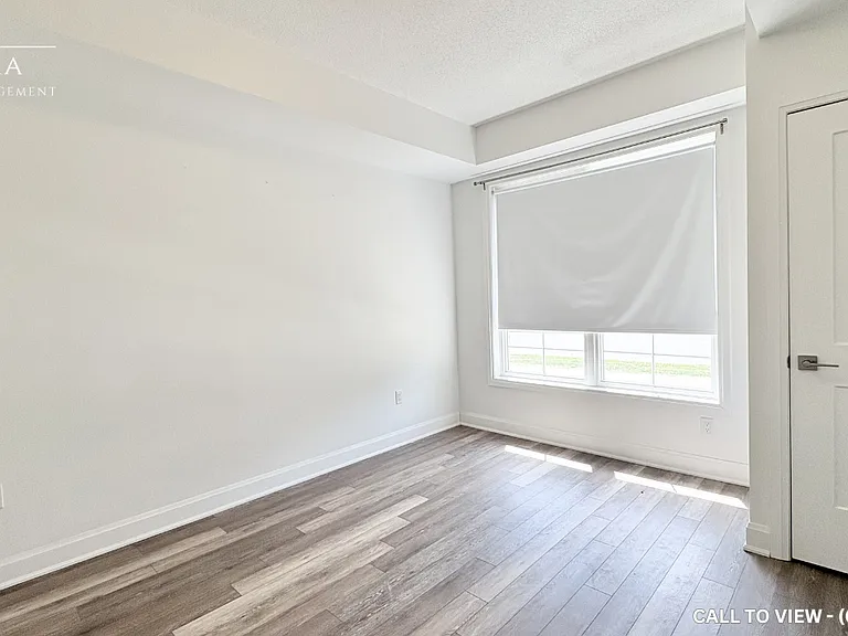 50 Lakebreeze Dr #105 — Photo 6