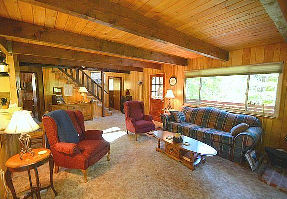 4th image of 2276 Grace Ct