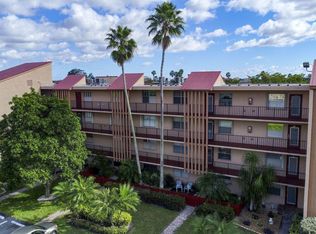 370 NW 76th Ave #PENTHOUSE 406, Pompano Beach, FL 33063