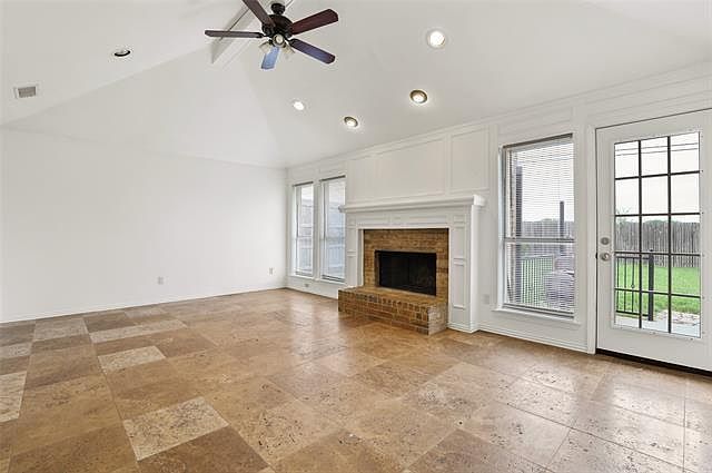 1st image of 8380 Christie Dr