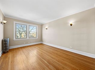 1931 Grove Ave APT 202, Berwyn, IL 60402