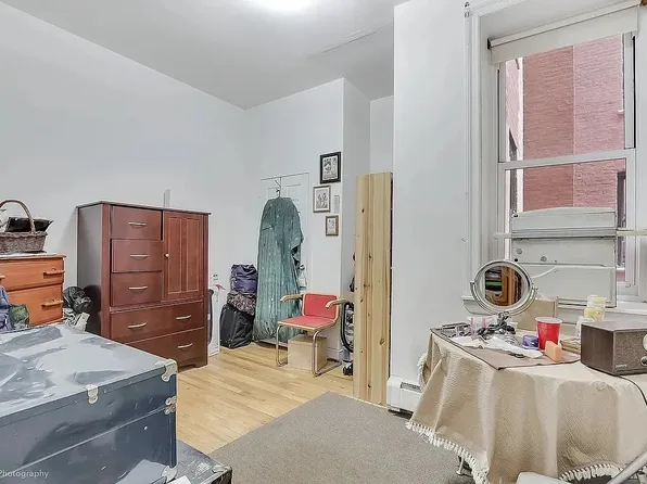 45 Central Park North image 8 of 10