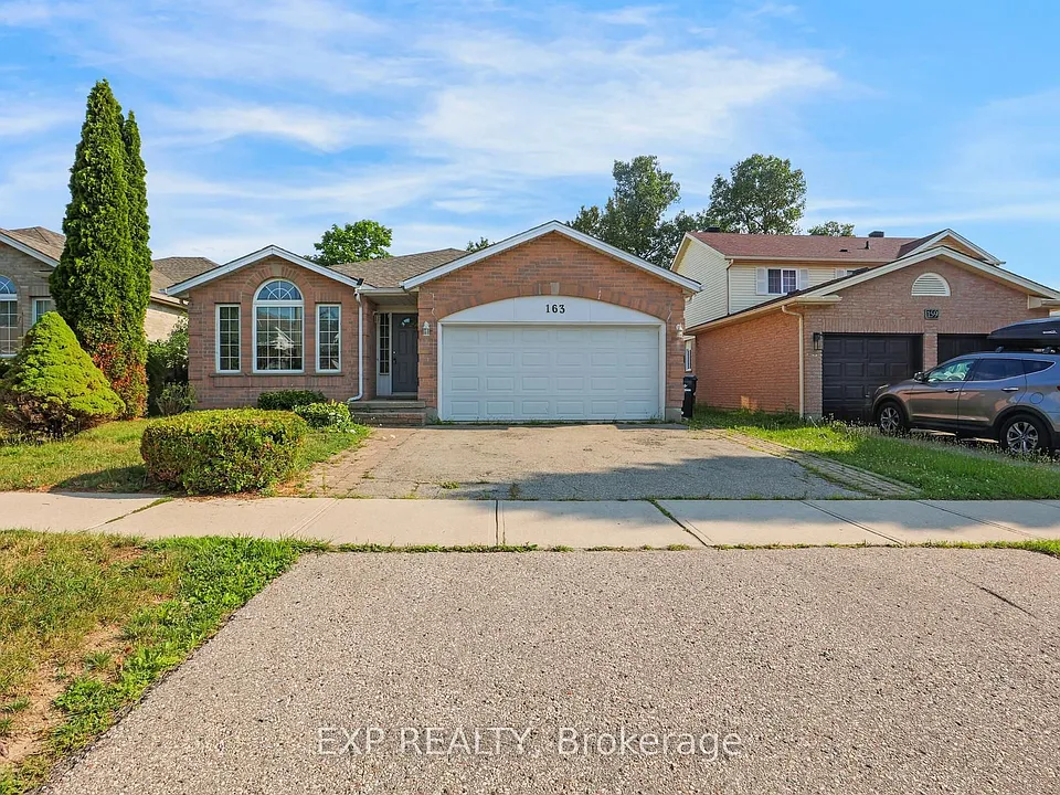 163 Daimler Dr