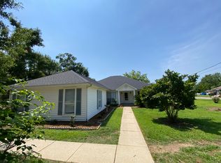 527 W Carolyn Ave, Foley, AL 36535