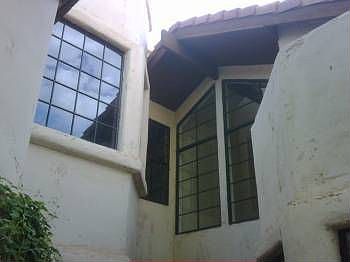 2nd image of 1912 E Calle De Arcos