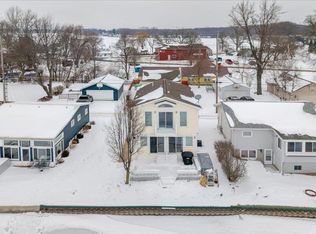 9920 & 9900 W Ferndale Dr, Manitou Beach, MI 49253