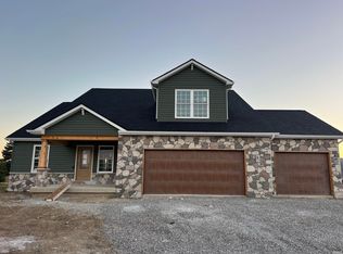 1121 Lake Shores Dr, Decatur, IN 46733