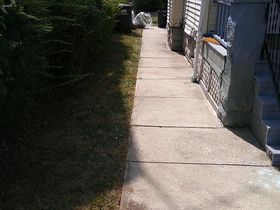 2nd image of 1666 Roosevelt Ave