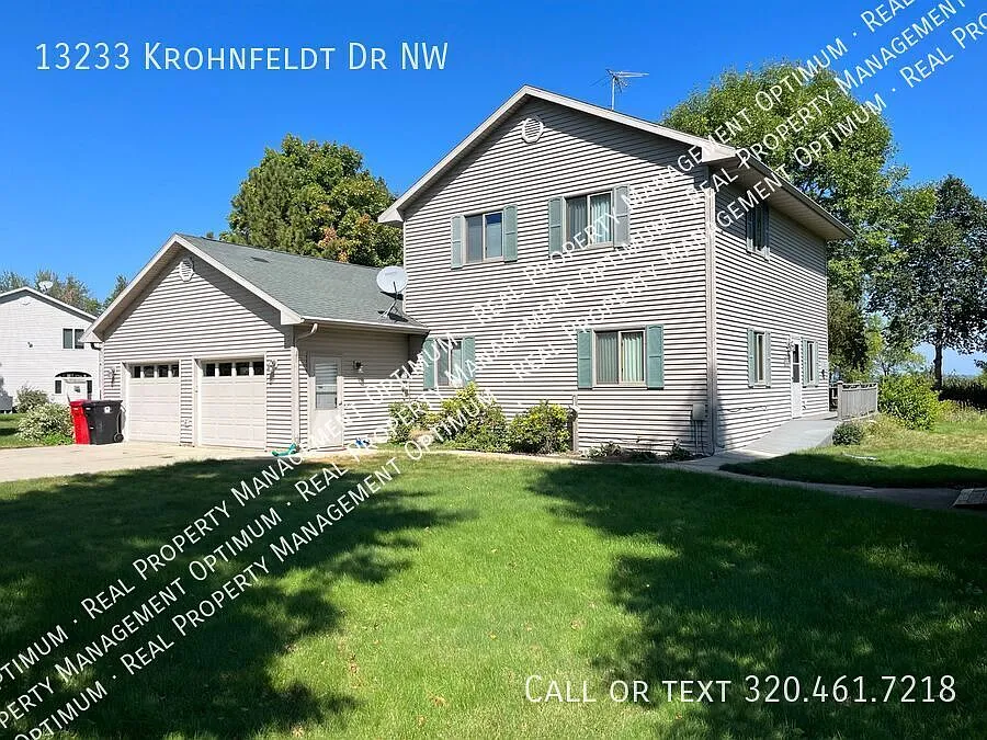 Fall Winter Rental Lakeshore Home on Lake Miltona - 3 Bedroom 3 bath — Photo 1
