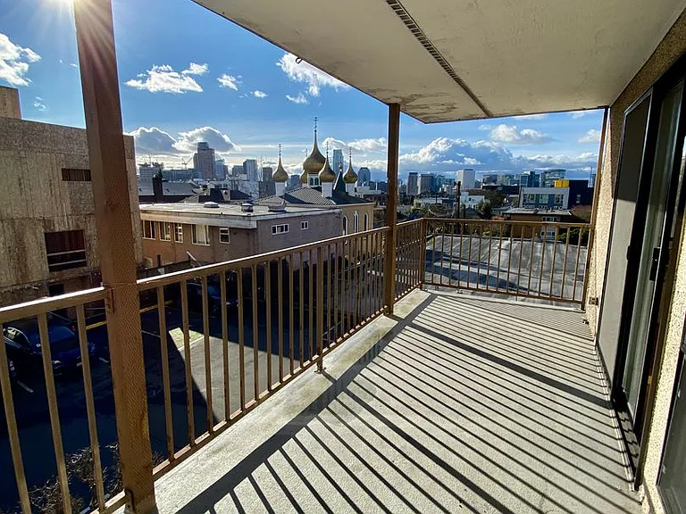 Annaron Apartments — Photo 12
