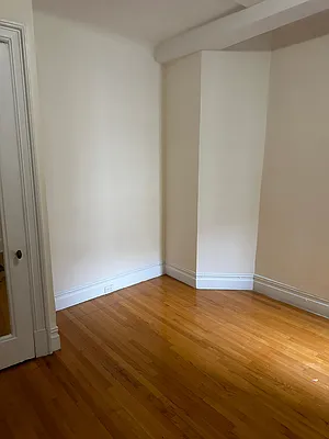 Rented by 220 West 98 Realty LLC | media 2