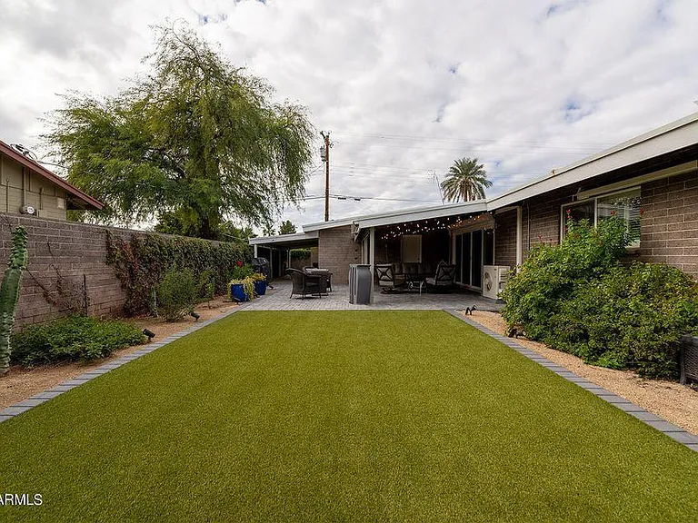 407 E Aepli Dr — Photo 27