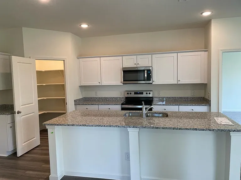5505 Cookstown Ln — Photo 4