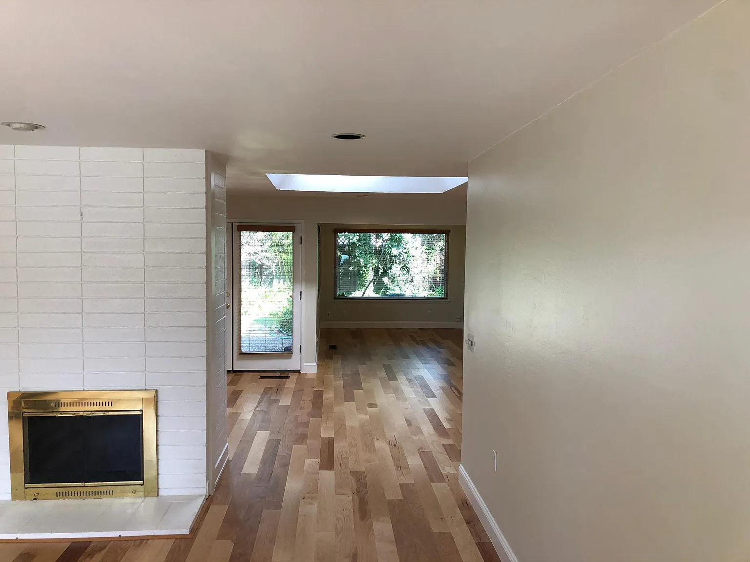 3 bed, 1536 sqft, $3,995 — Photo 3