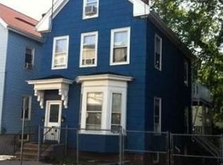32 Orange St, Chelsea, MA 02150