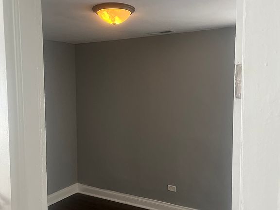 2nd image of 15323 Wood St