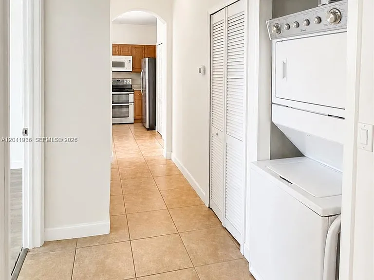 1656 SE 29th Ct #105 — Photo 11