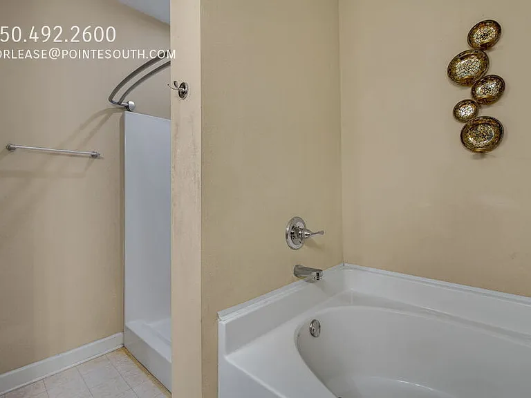 408 Arbor Lake Dr — Photo 15