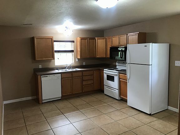 2nd image of 536 Vincent Park Dr