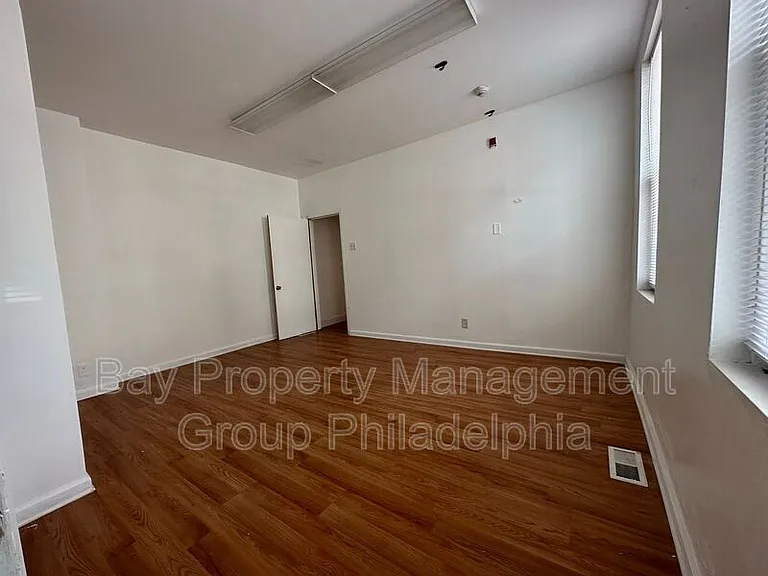 341 W Girard Ave #COMMERCIAL — Photo 13