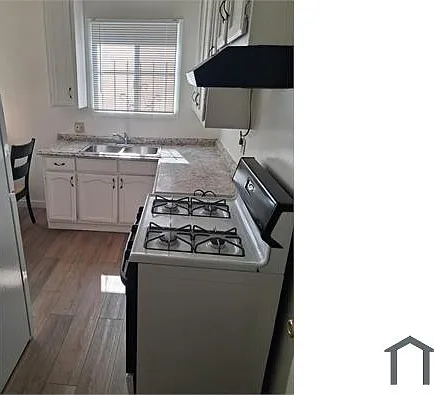 1640 W 107th St #1 — Photo 3