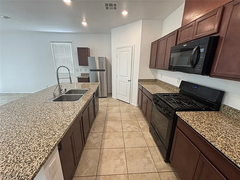 9304 Polwarth Ct — Photo 50
