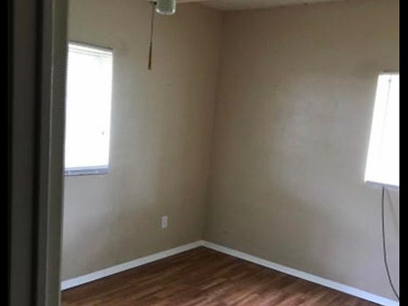 4th image of 1229 Daytona Ave