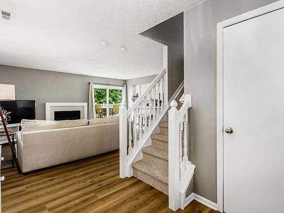 5th image of 3110 Cumberland Woods Dr