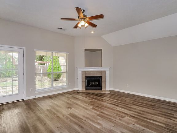 5th image of 4825 Graham Lake Dr