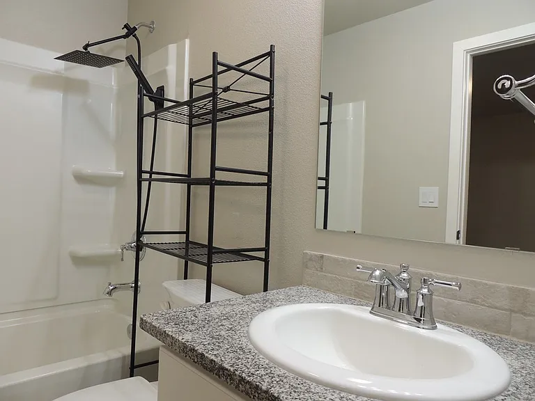 1200 Cajun St — Photo 10