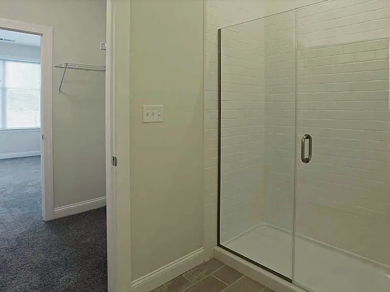 Edgewater Apartments — Photo 11