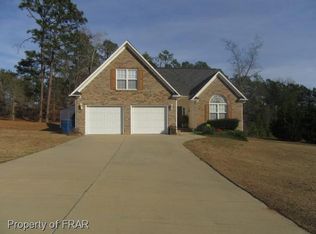 257 Ridgeview Dr, Raeford, NC 28376