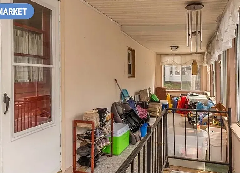 205 Pine St #2 — Photo 8