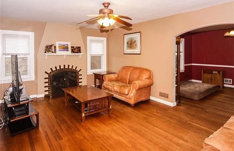 5833 Indianola Ave — Photo 4
