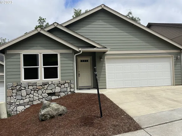 1670 NE Alameda Ave, Roseburg, OR 97470