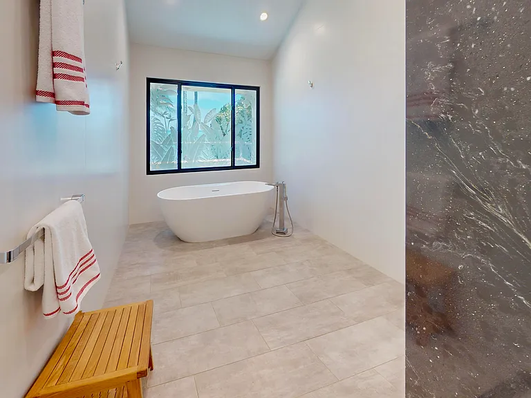 2nd Floor Master Bath