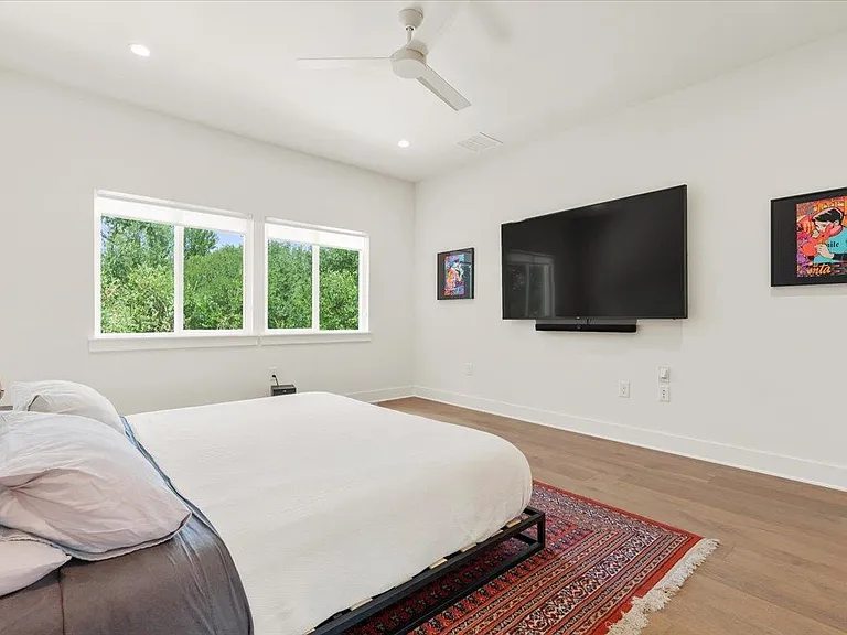 1404 E M Franklin Ave #1 — Photo 14