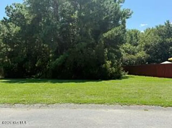 137 Lighthouse Drive LOT 16, Carolina Beach, NC 28428