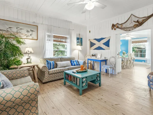 37 Gardenia St, Santa Rosa Beach, FL 32459