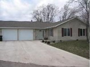 721 Rivercrest Rd, Holdingford, MN 56340