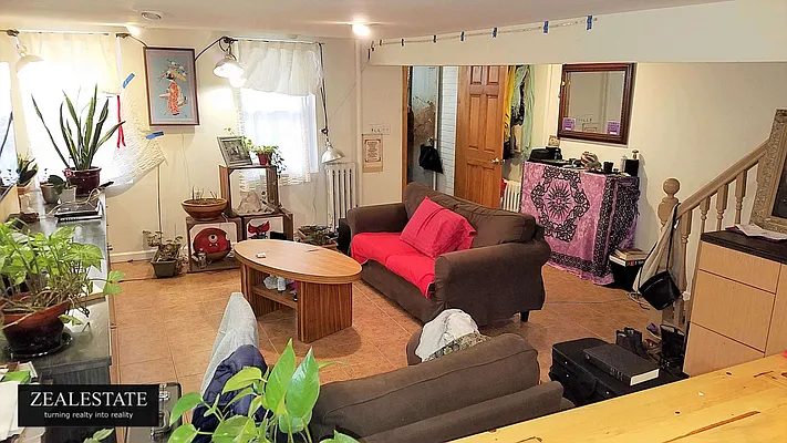 Rented by ZealEstate Group Inc | media 30