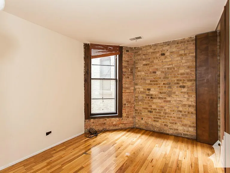 604 W Surf St #3 — Photo 10